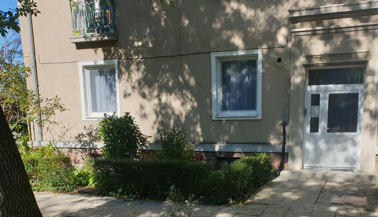 7Domb Apartman Komló Exterior foto